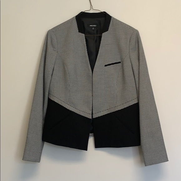 Nine West black/white blazer sz 10